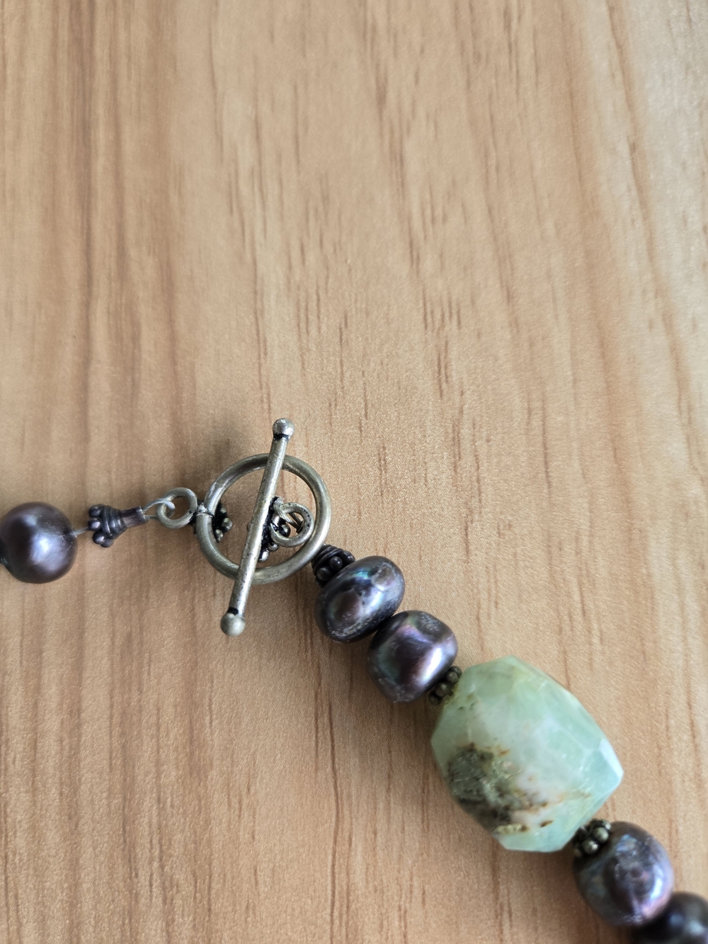 Atrisan Peruvian Opal Lustrous Black Freshwater Pearl Necklace Silvertone Accent - Picture 7 of 11